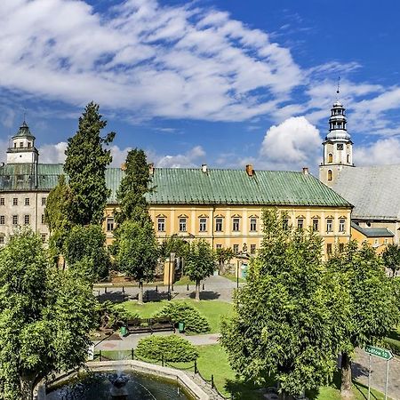Zamek Miedzylesie Hotel Exterior foto